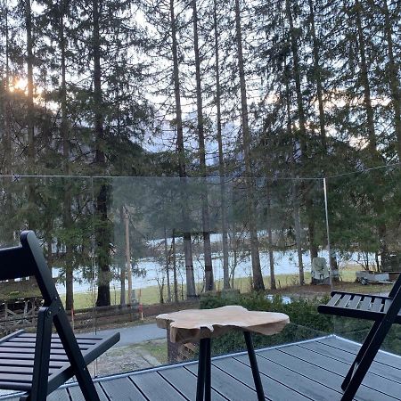 Pine Tree Holiday House Гозд-Мартулек Экстерьер фото