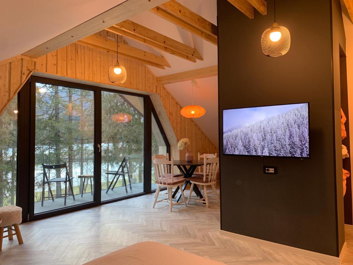 Pine Tree Holiday House Гозд-Мартулек Экстерьер фото