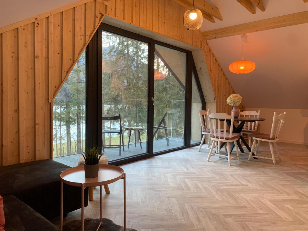 Pine Tree Holiday House Гозд-Мартулек Экстерьер фото
